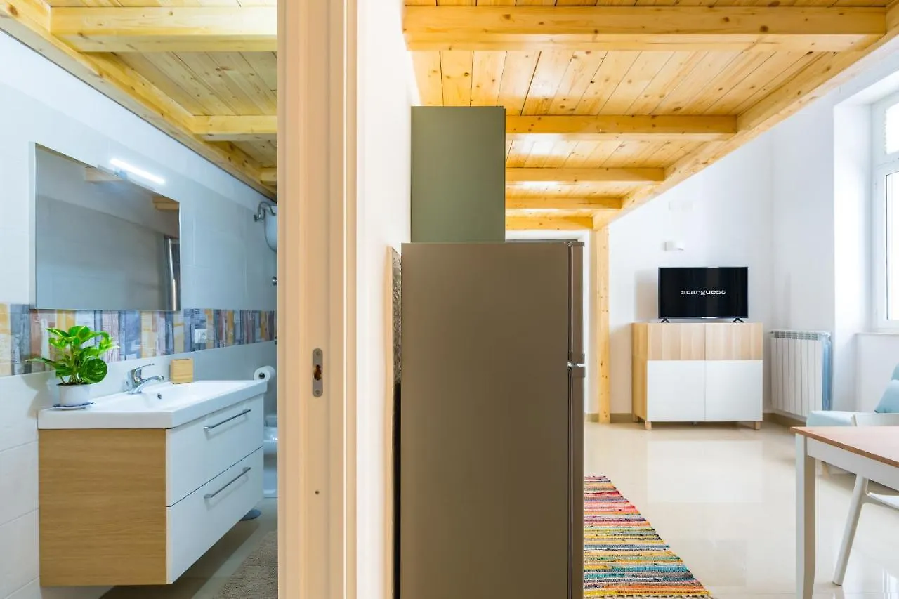 Naiva 2 Apartment Naples