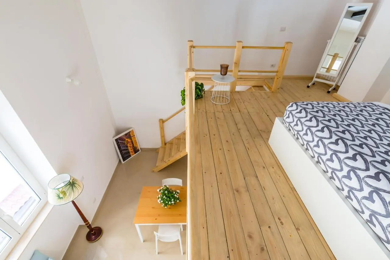 Naiva 2 Apartment Naples Italy