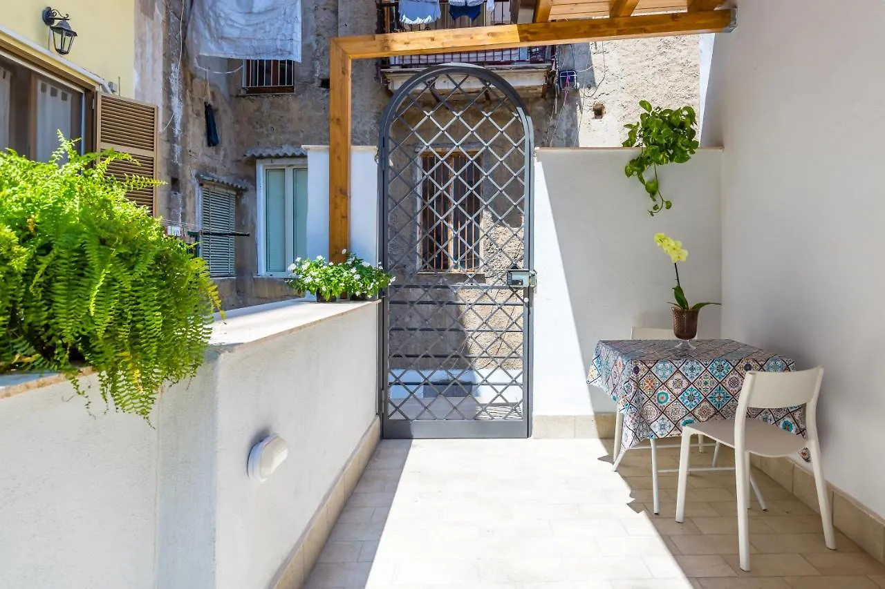 Naiva 2 Apartment Naples